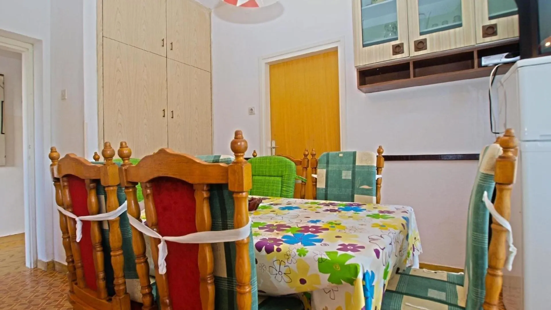 Ferienhaus Fuer 12 Personen Ca 150 Qm In Banjole, Istrien Istrische Riviera באניולה